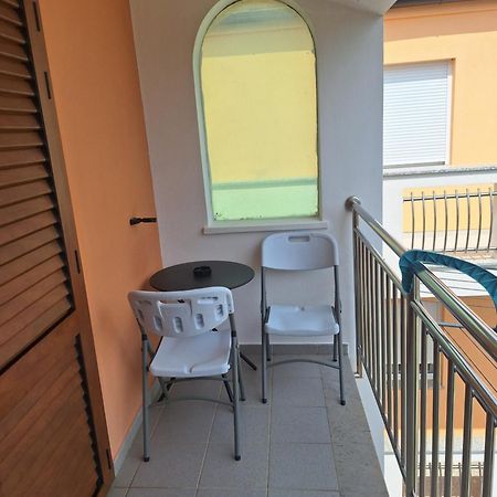 Apartmani Vesna Starigrad Paklenica Zewnętrze zdjęcie