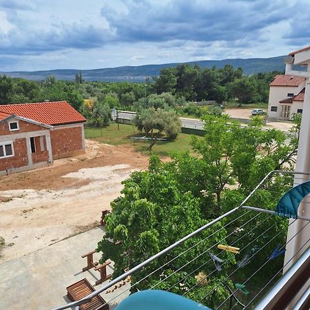 Apartmani Vesna Starigrad Paklenica Zewnętrze zdjęcie