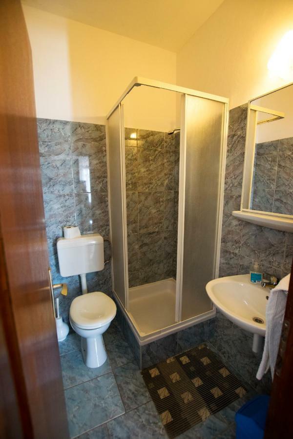 Apartmani Vesna Starigrad Paklenica Zewnętrze zdjęcie
