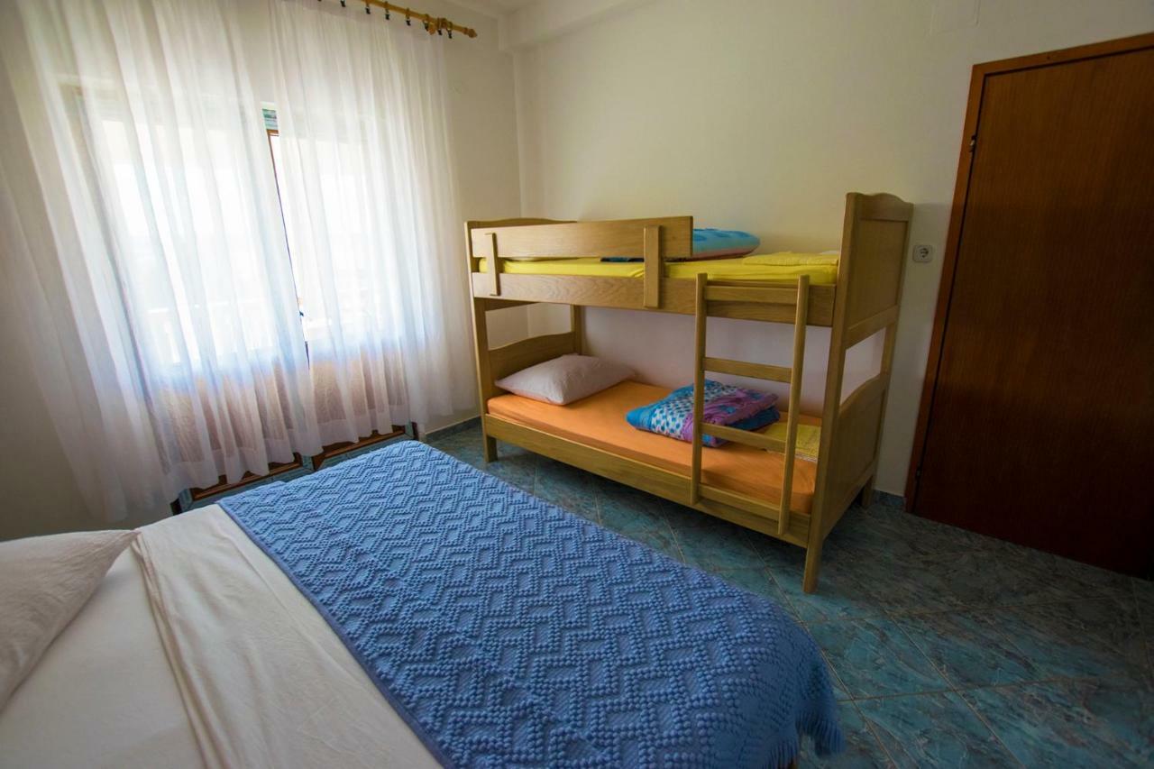 Apartmani Vesna Starigrad Paklenica Zewnętrze zdjęcie