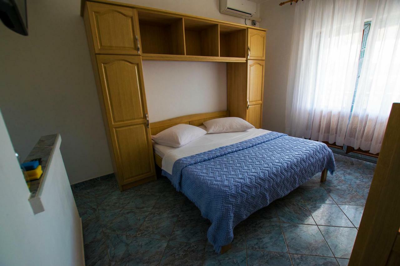 Apartmani Vesna Starigrad Paklenica Zewnętrze zdjęcie